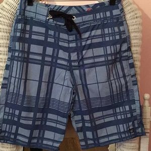 Men’s board shorts light blue /dark blue plaid.